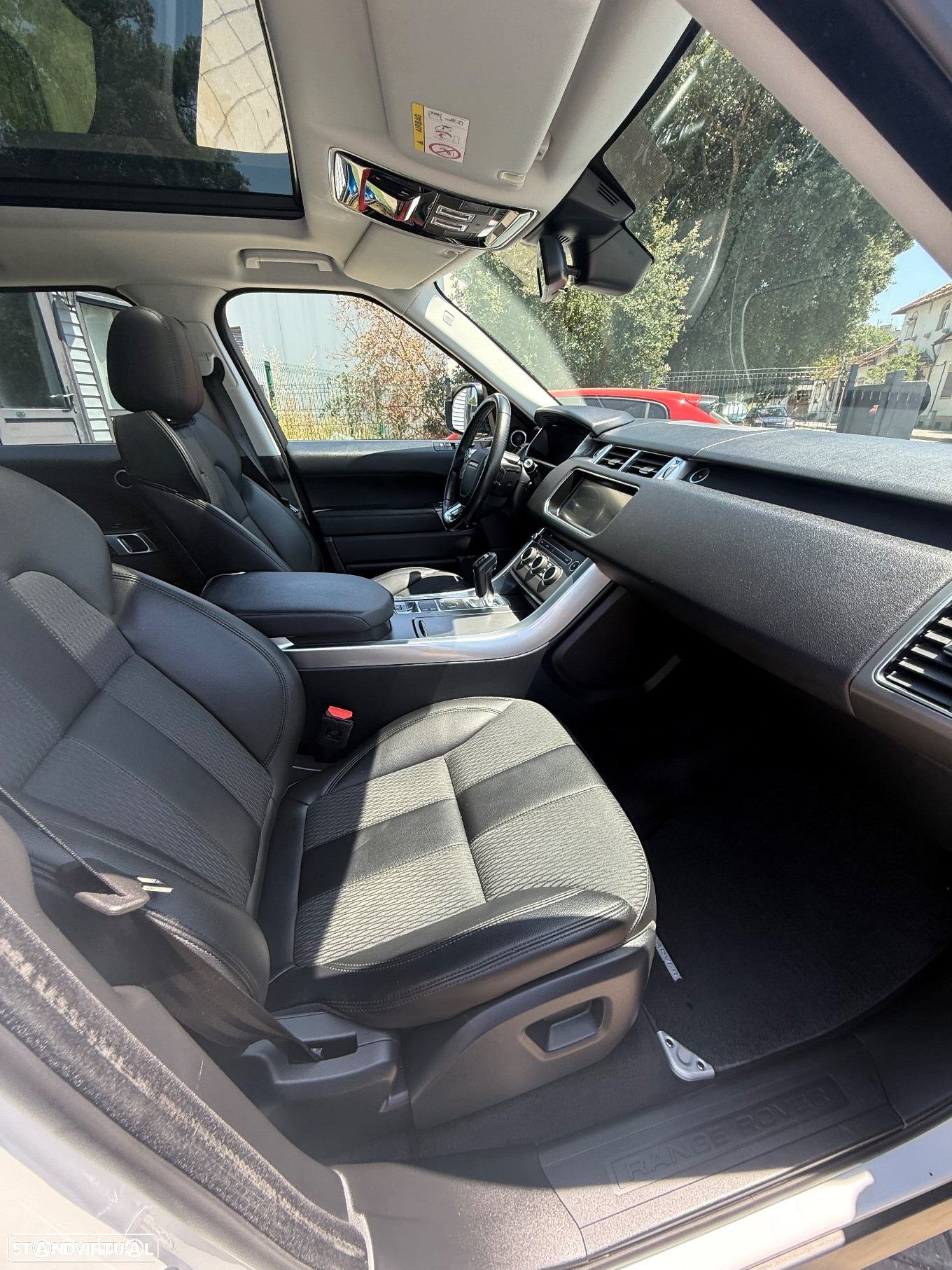 Land Rover Range Rover Sport 2.0 SD4 HSE - 12