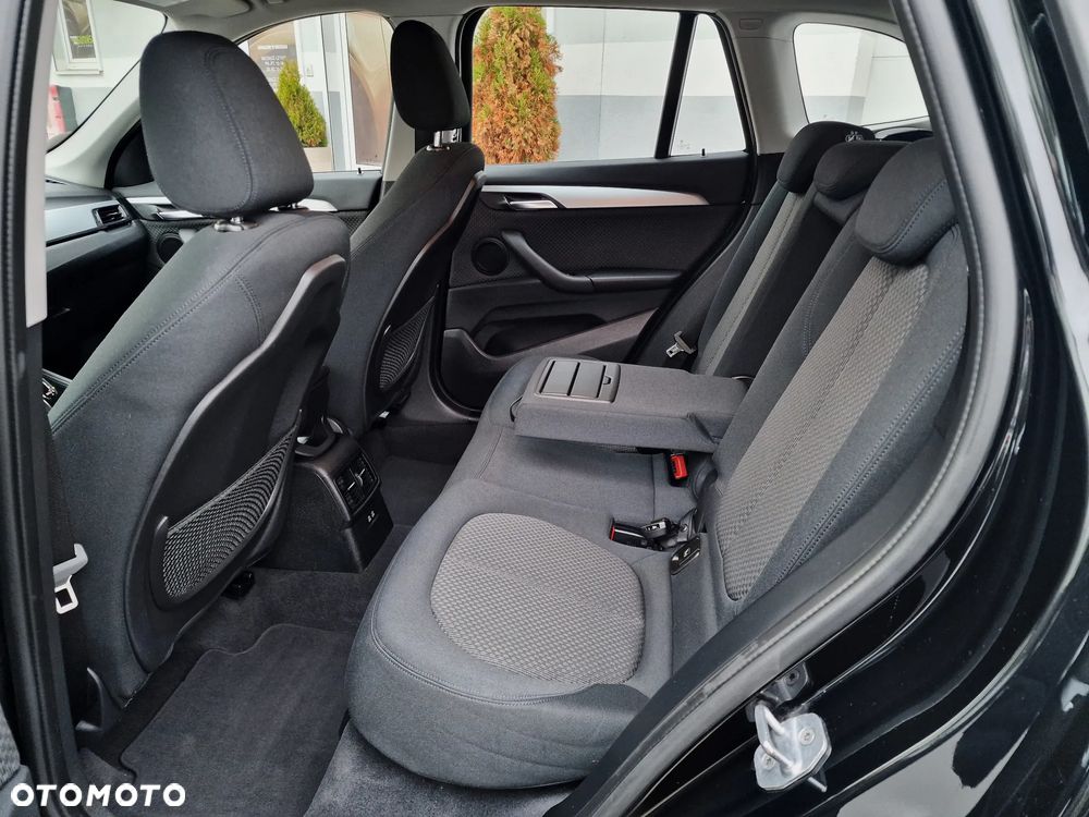 BMW X1 sDrive20d - 19