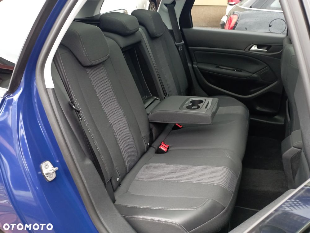 Peugeot 308 1.2 PureTech Allure S&S EAT6 - 11