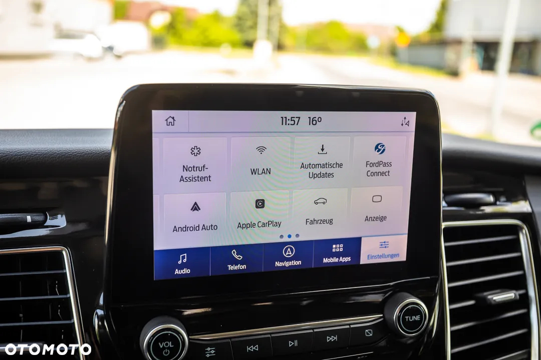 Ford Tourneo Custom 320 L2H1 VA Autm Titanium - 34