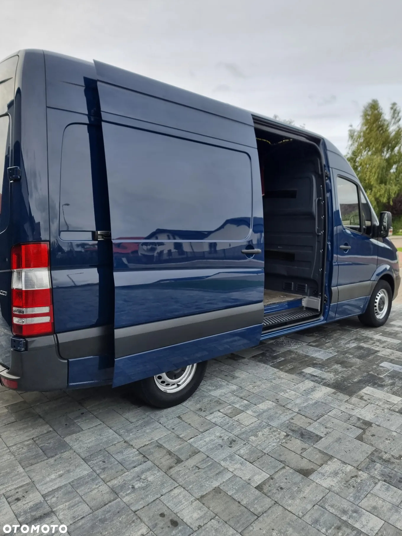 Mercedes-Benz Sprinter - 8