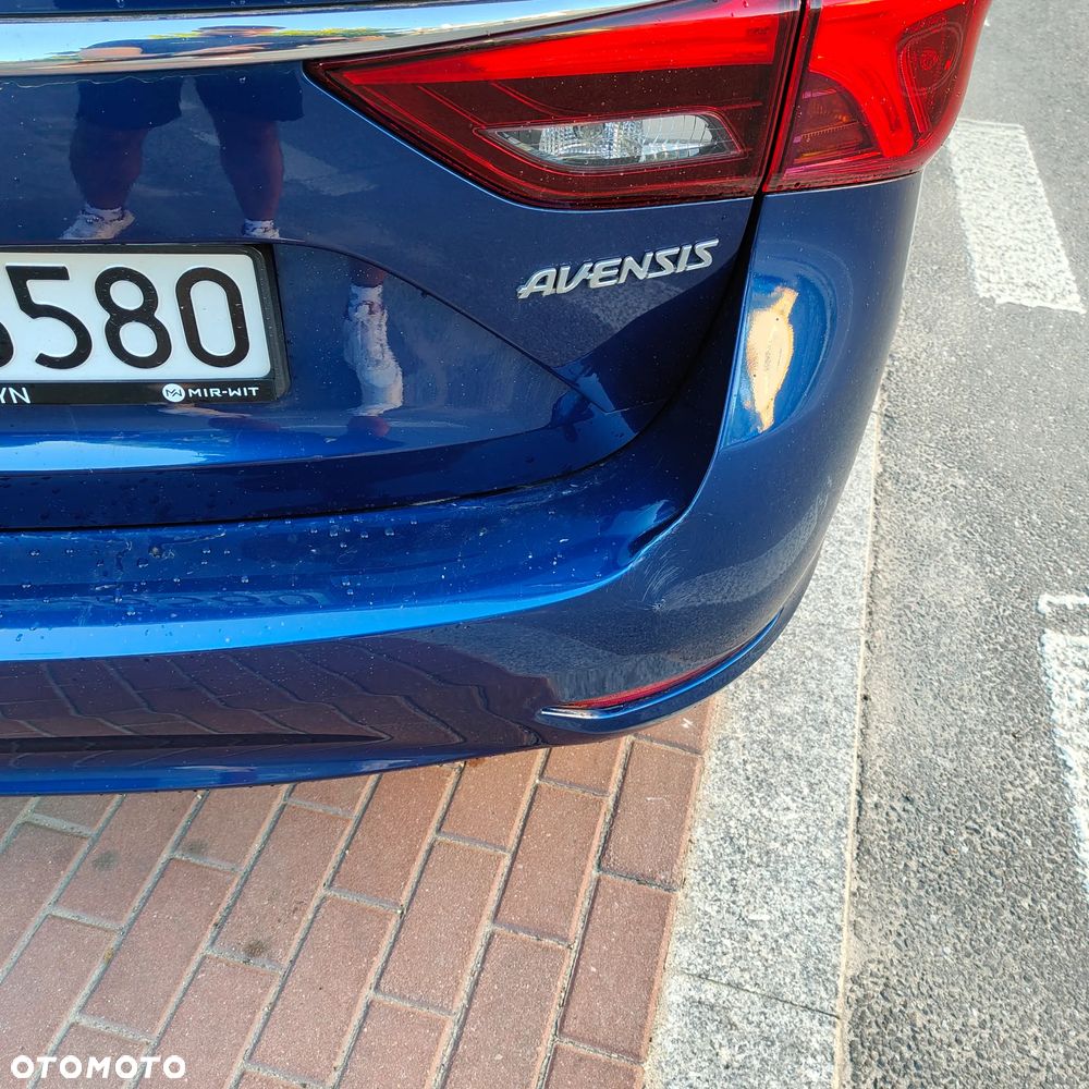 Toyota Avensis 1.8 Premium MS - 4