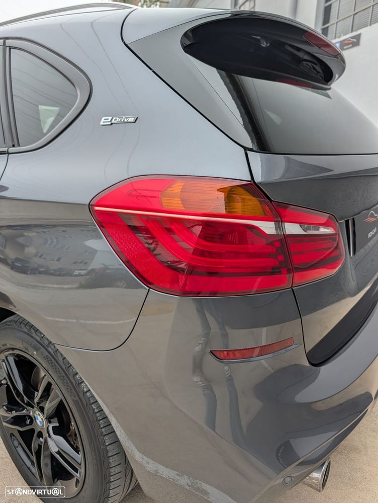 BMW 225xe Active Tourer - 13