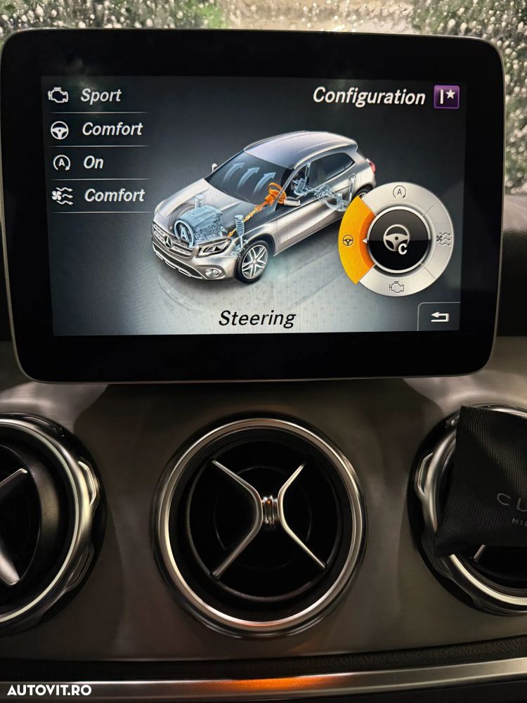 Mercedes-Benz GLA 250 4MATIC Aut. - 32