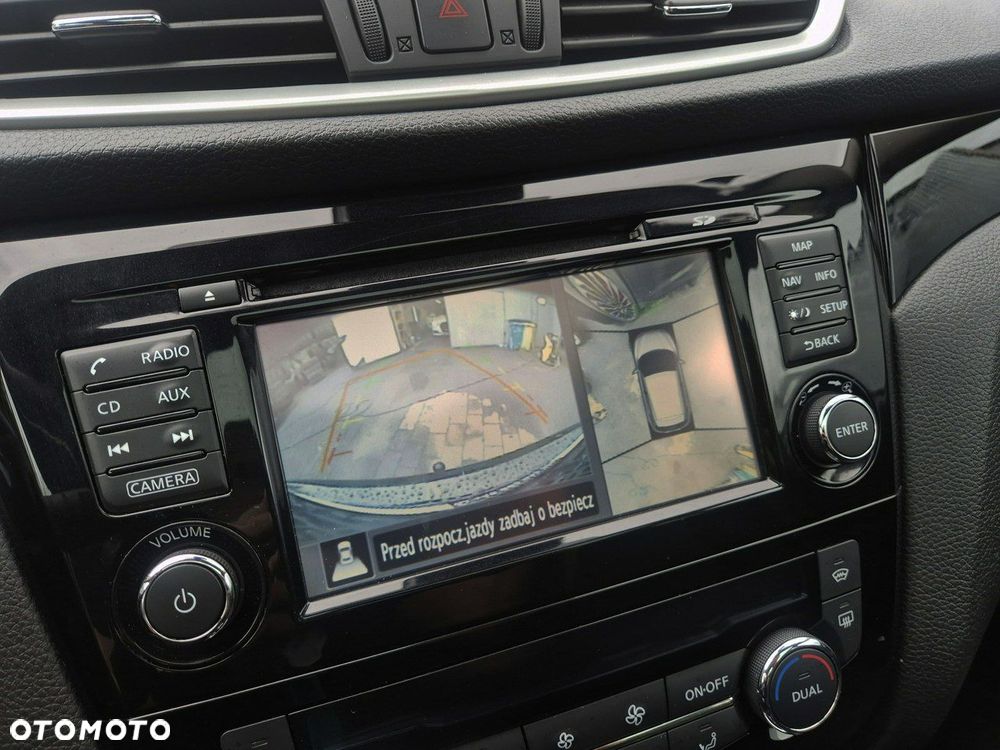 Nissan Qashqai 1.6 DCi N-Connecta EU6 - 17