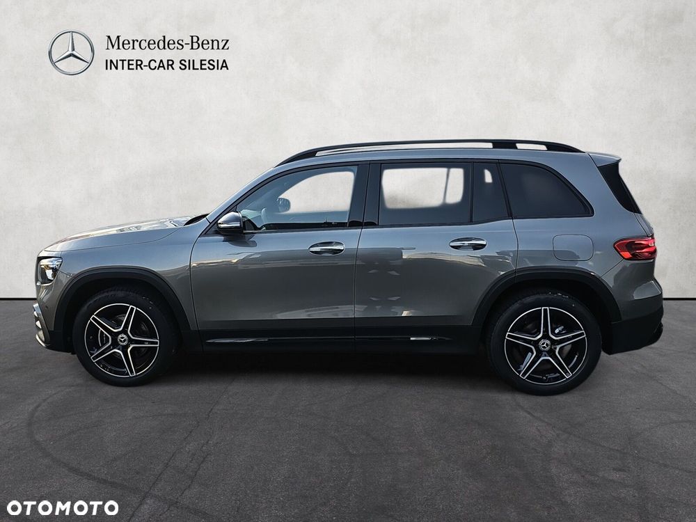 Mercedes-Benz GLB - 8