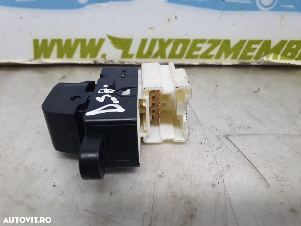 Buton geam dreapta spate Suzuki Ignis 3 [2016 - 2020] 1.2 hybrid K12C - 3
