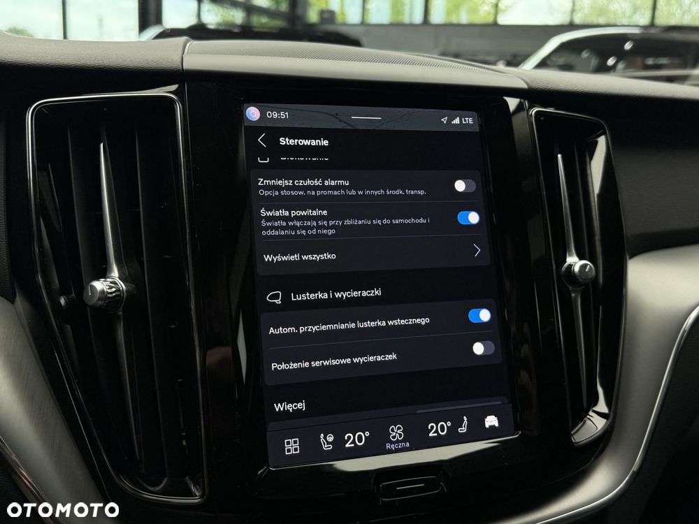 Volvo XC 60 B4 B Essential - 37