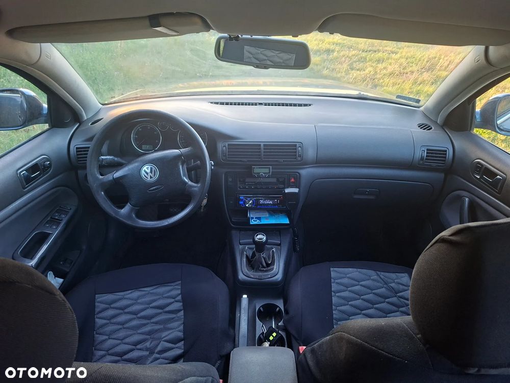 Volkswagen Passat 1.9 TDI - 12
