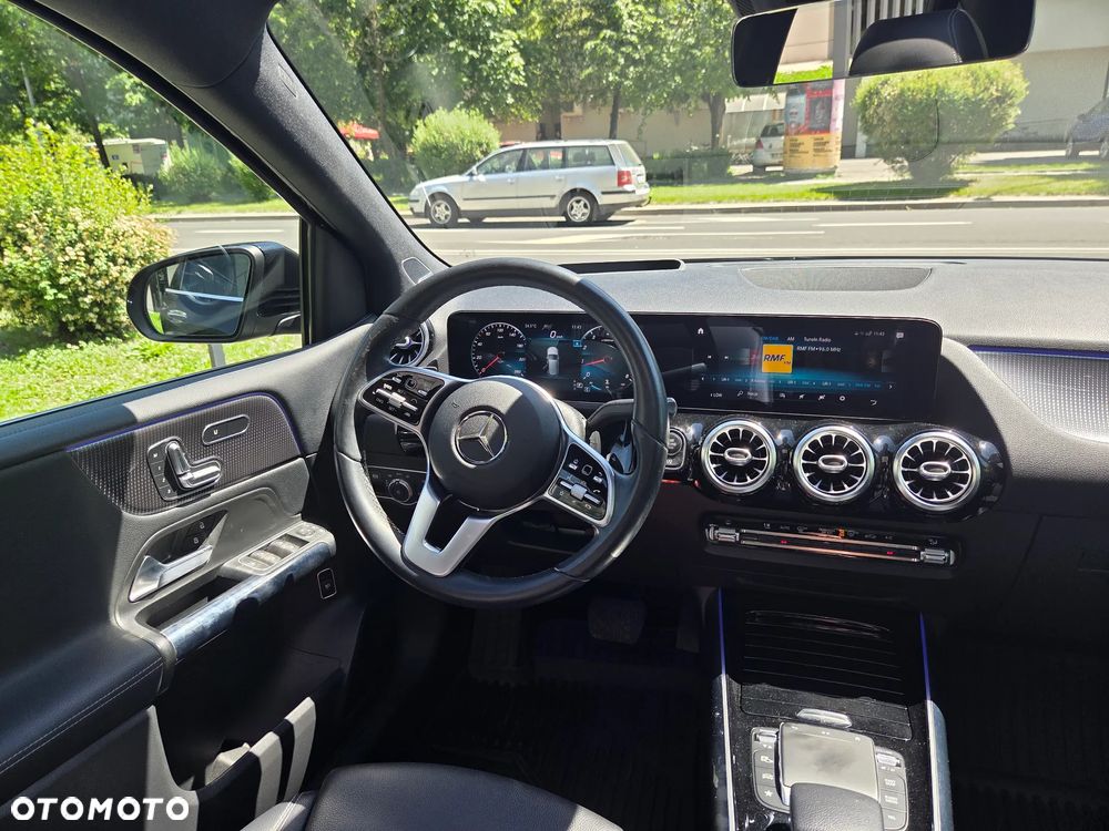 Mercedes-Benz Klasa B 220 4-Matic Style 7G-DCT - 23