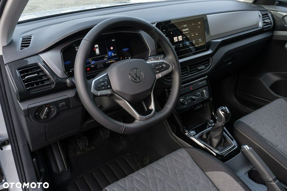 Volkswagen T-Cross - 11