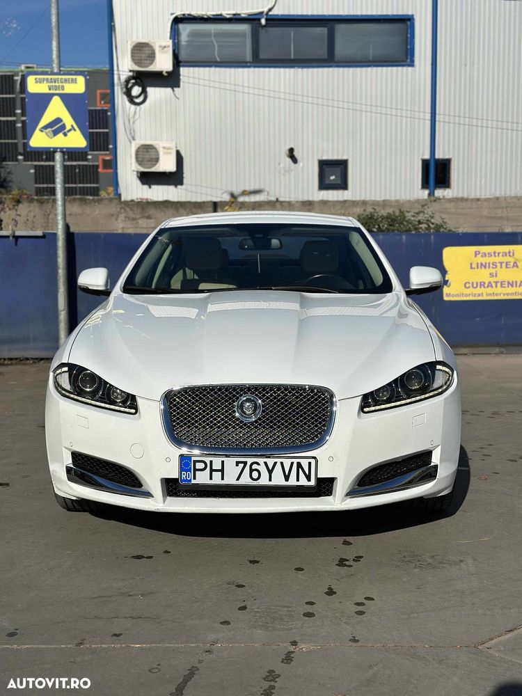 Jaguar XF 3.0 V6 Diesel Luxury - 3