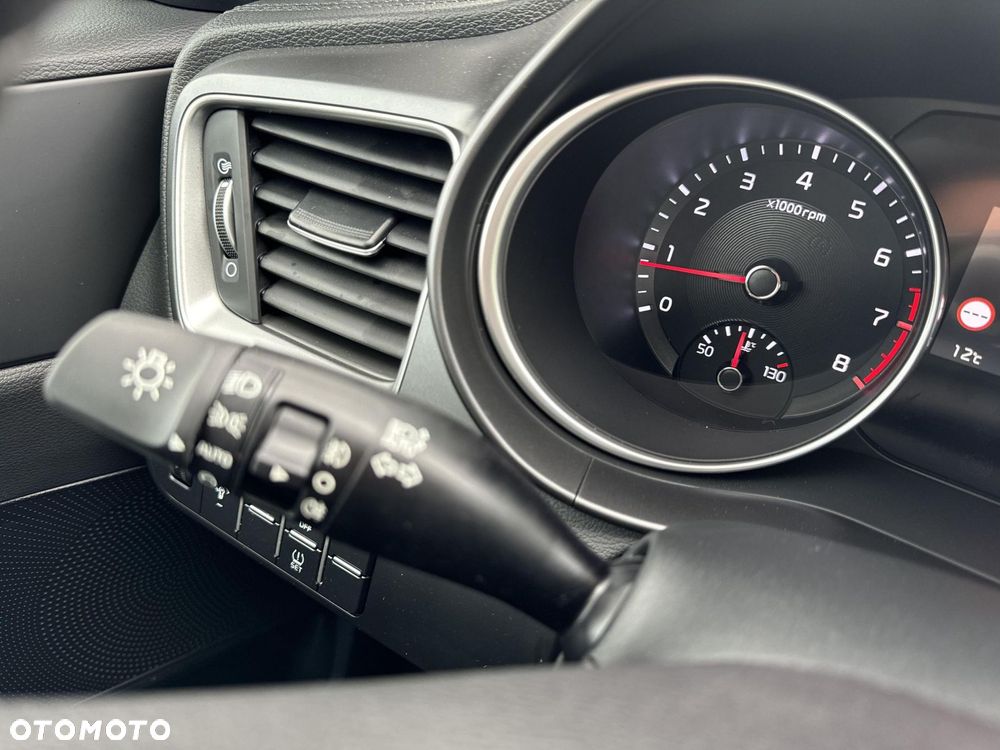 Kia XCeed 1.5 T-GDI M - 20