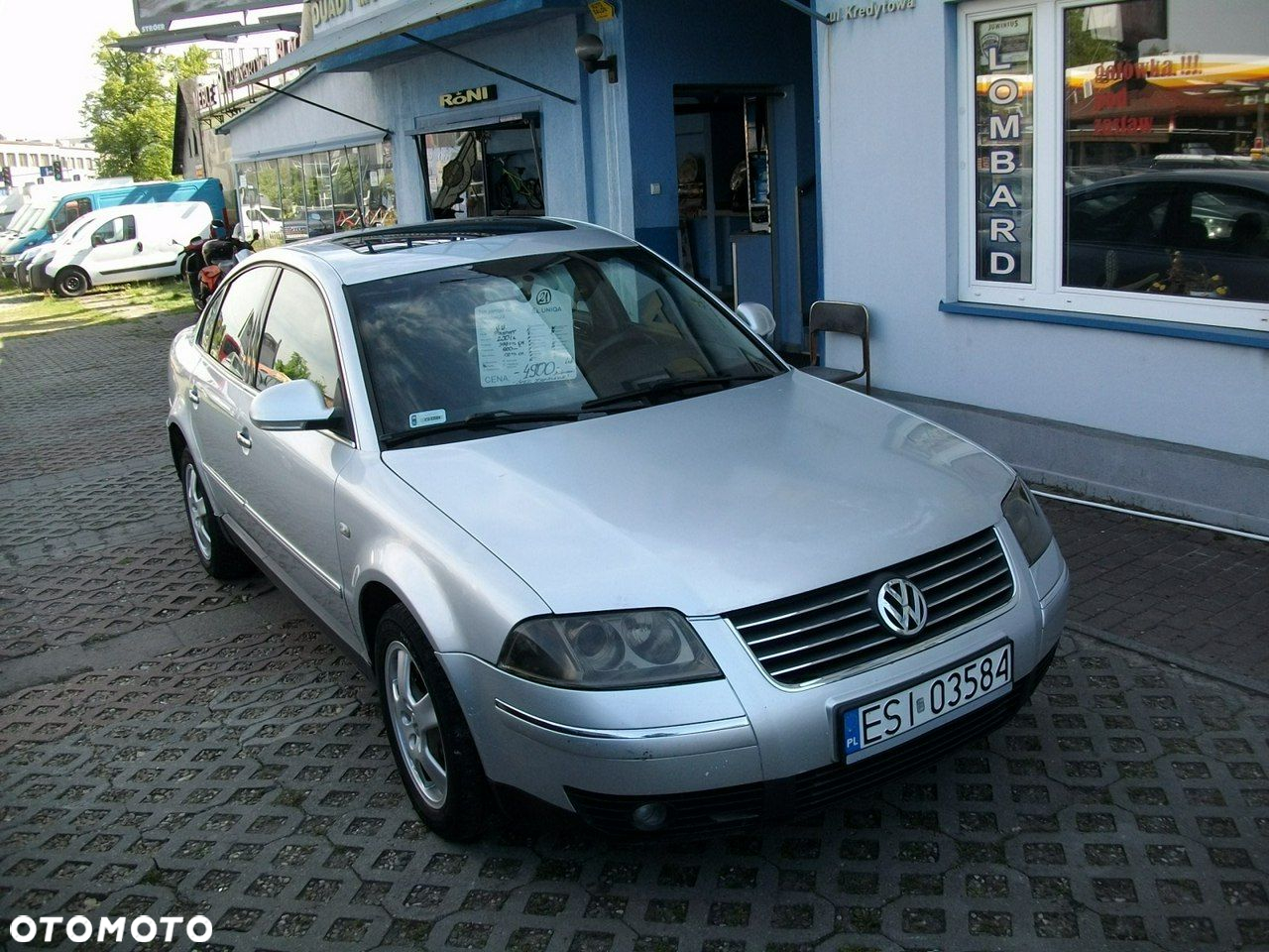 Volkswagen Passat - 2