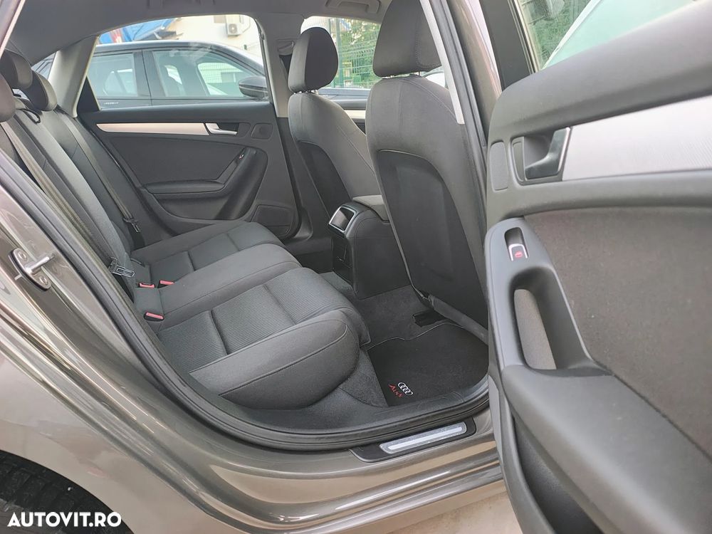 Audi A4 Limuzina 2.0 TDI DPF multitronic Ambiente - 7