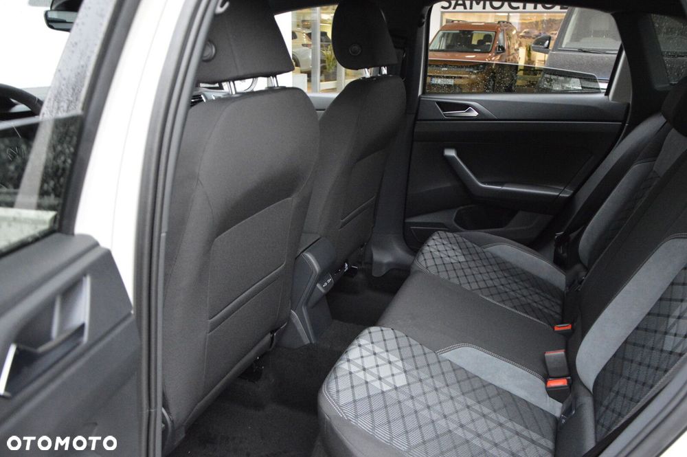 Volkswagen Taigo - 29