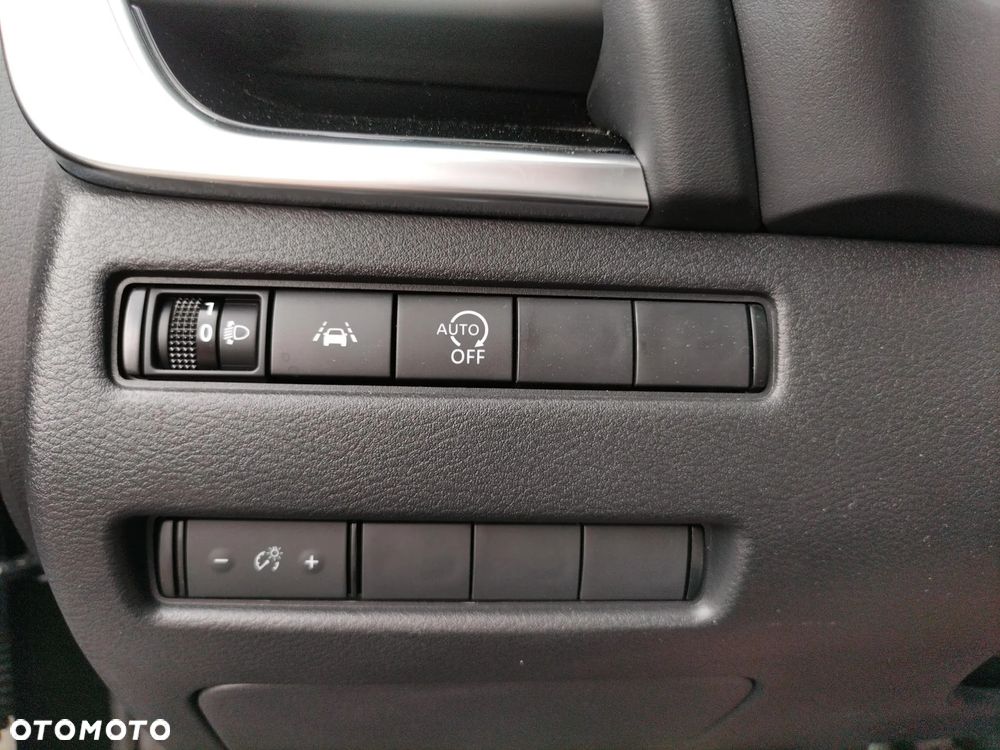 Nissan Qashqai 1.3 DIG-T mHEV N-Connecta - 21