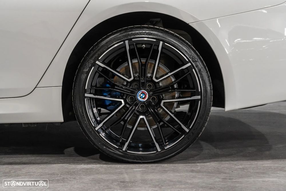 BMW 530 e Pack Desportivo M - 32
