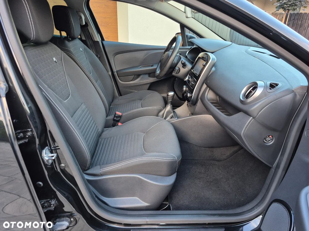 Renault Clio 1.2 16V 75 LIMITED - 14