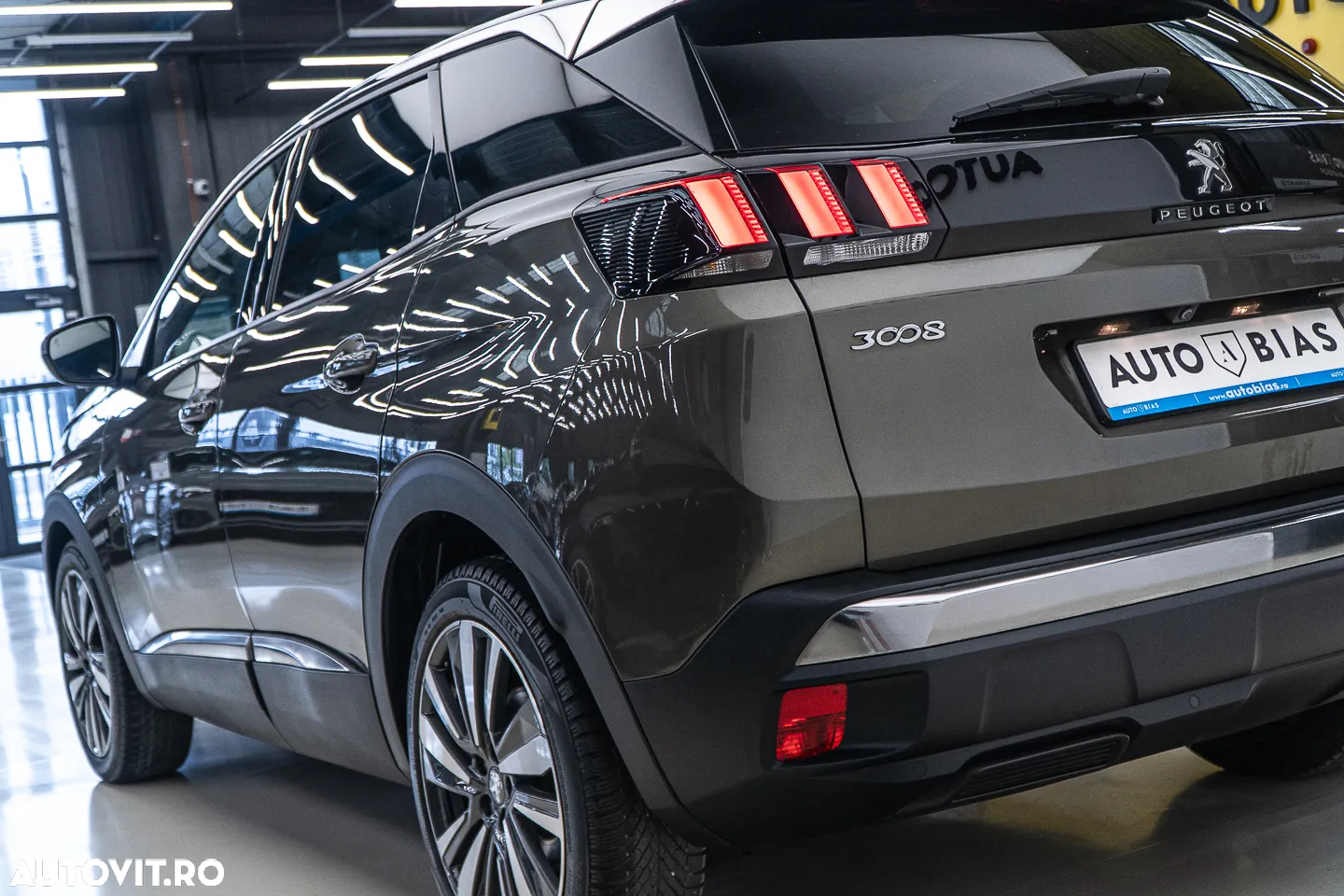 Peugeot 3008 1.2 PureTech 130 BVM6 Allure Pack - 30