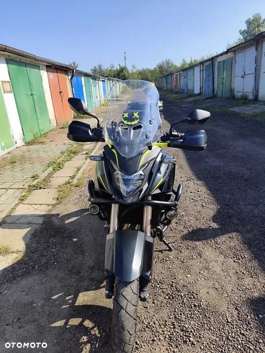 Honda CB - 1