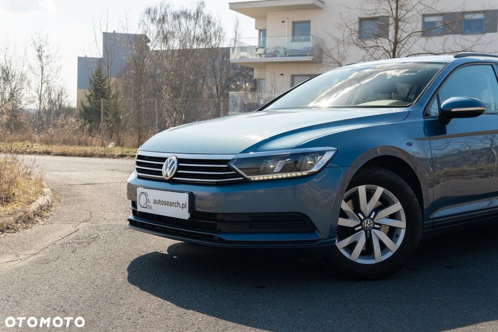 Volkswagen Passat - 28