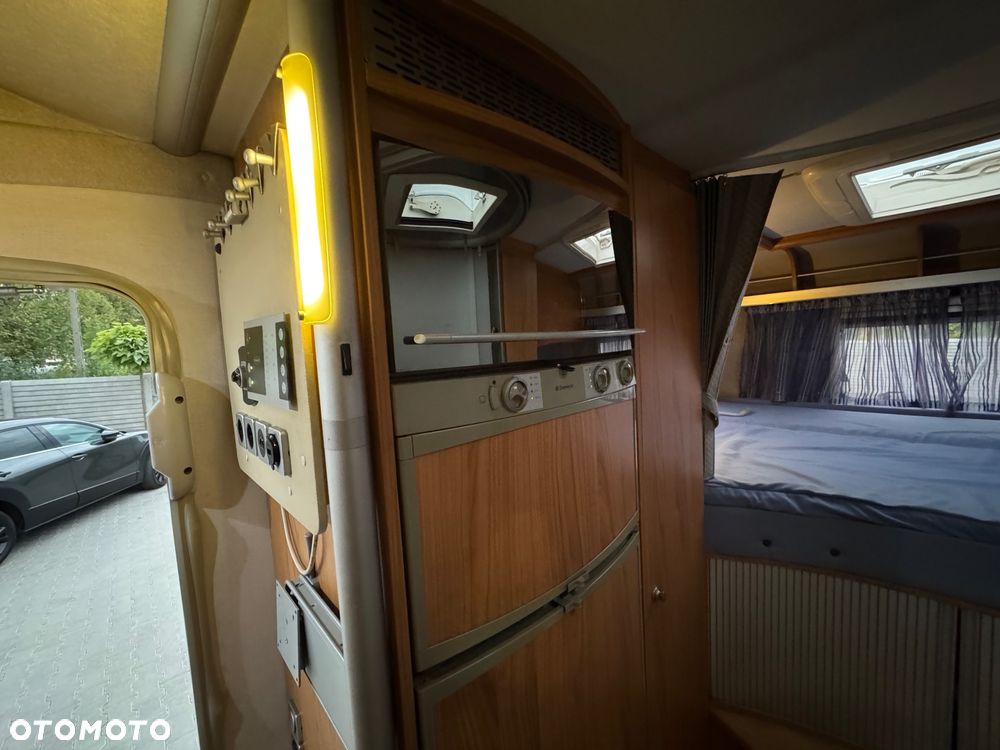 Burstner RENAULT MASTER MEGA VAN - 18