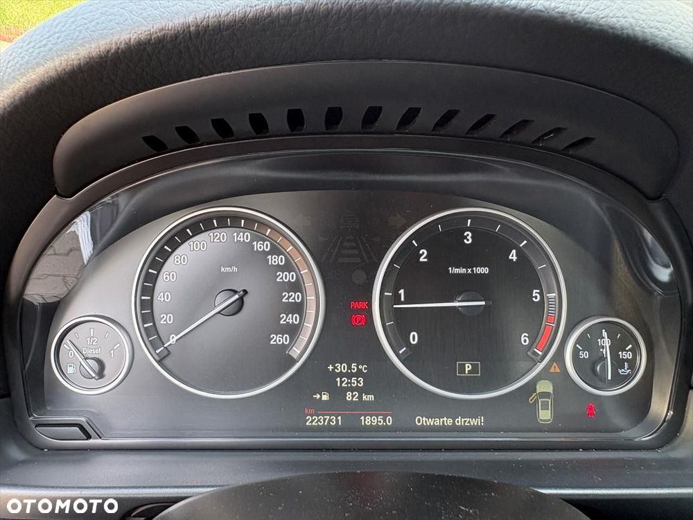 BMW Seria 5 520d - 17