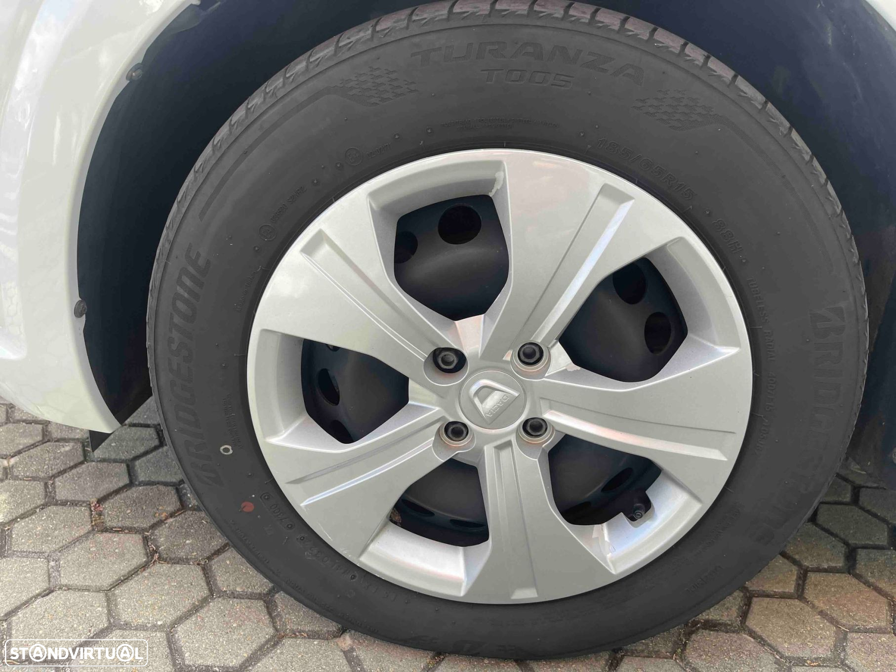Dacia Sandero 1.0 ECO-G Essential Bi-Fuel - 15