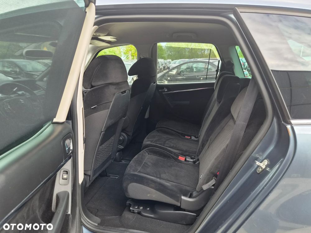 Citroën C4 Picasso - 24