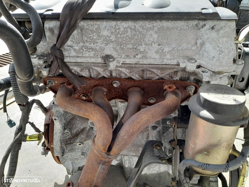 Motor completo TOYOTA Yaris (_P1_) - 2