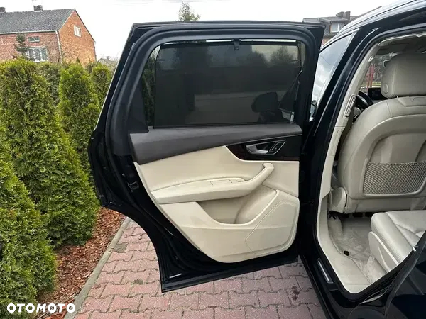 Audi Q7 3.0 TFSI Quattro Tiptronic - 35