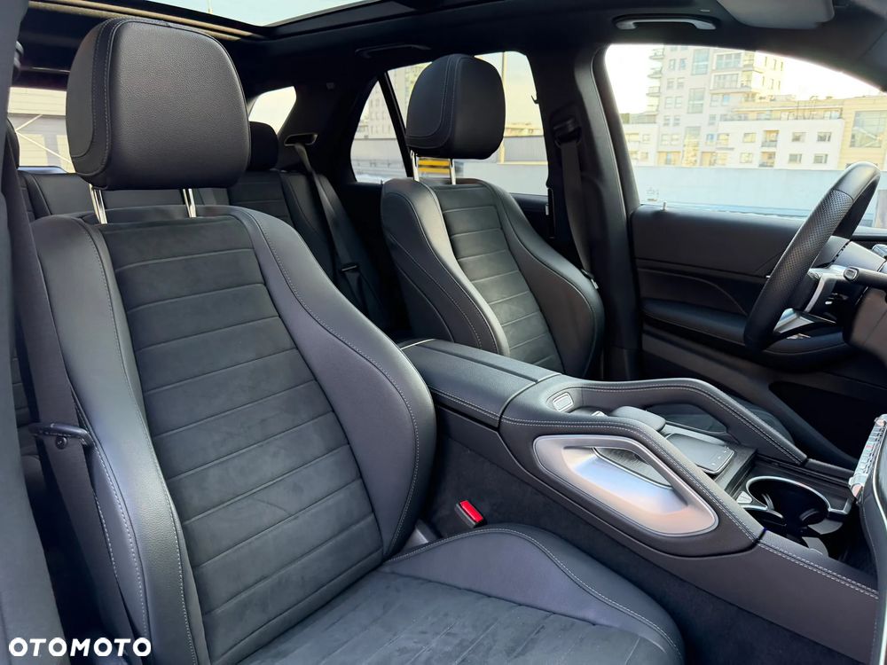 Mercedes-Benz GLE 300 d 4Matic 9G-TRONIC AMG Line Advanced Plus - 19