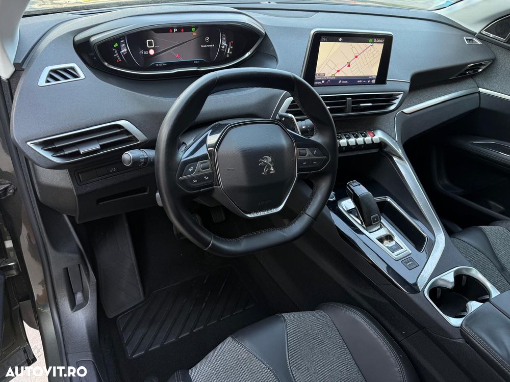 Peugeot 3008 - 8