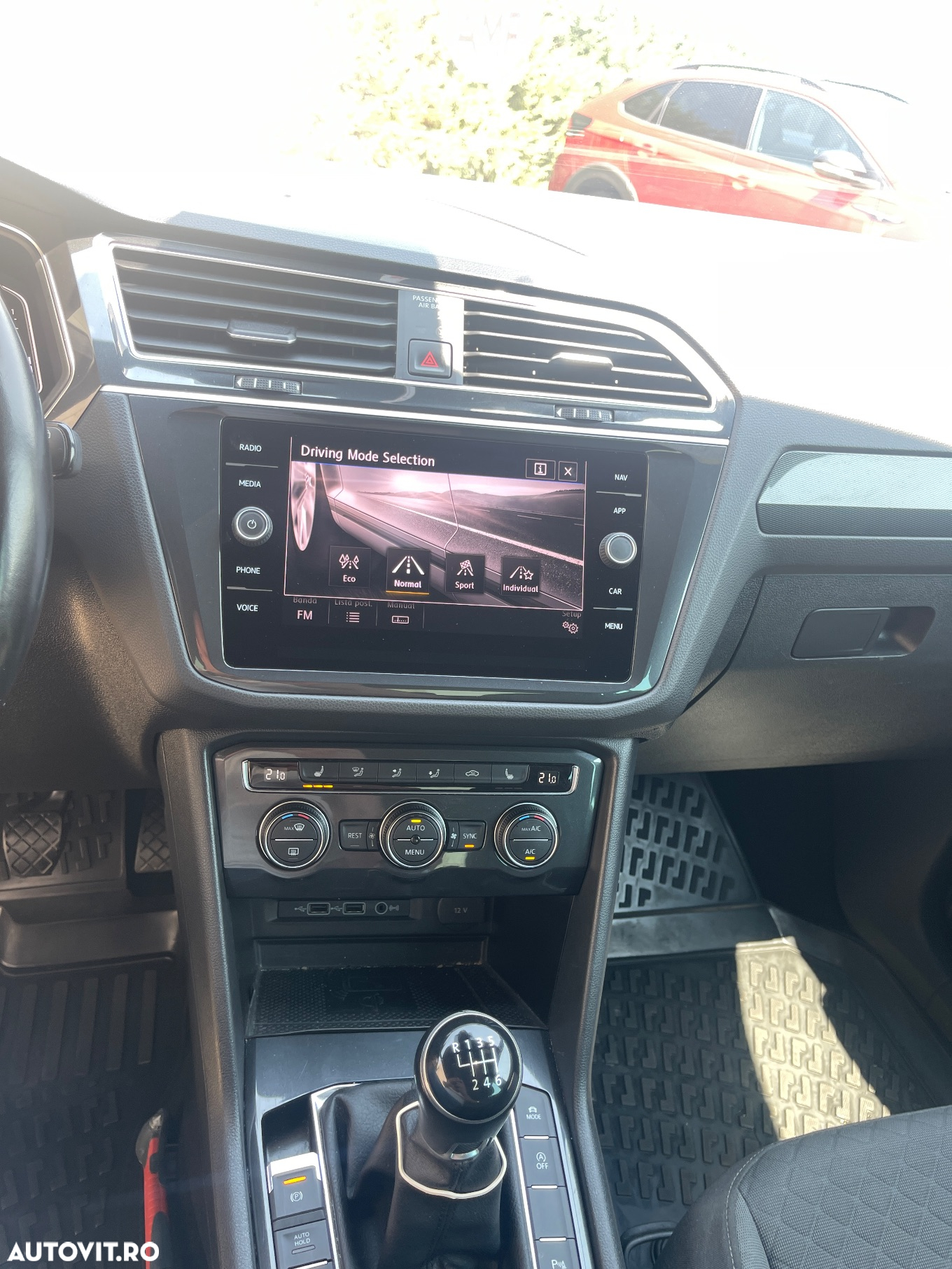 Volkswagen Tiguan 1.5 TSI OPF Move - 32