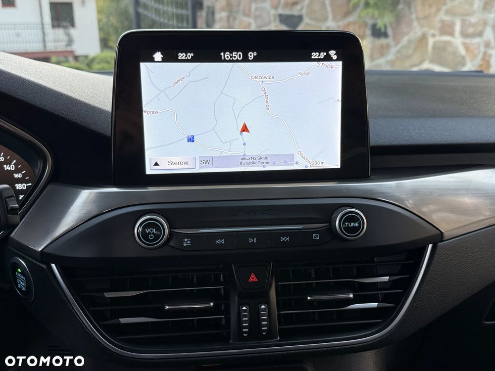 Ford Focus 1.5 EcoBlue Start-Stopp-System TITANIUM - 29