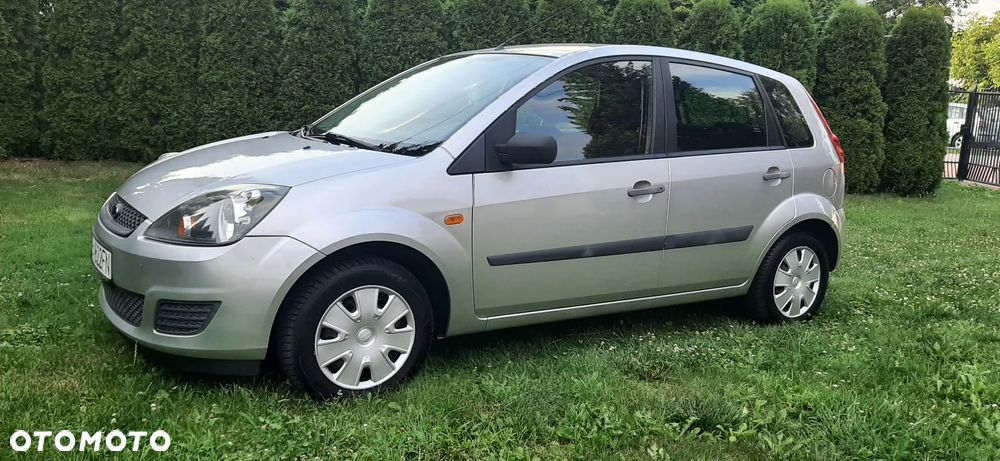 Ford Fiesta - 9