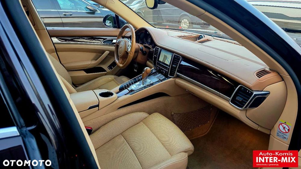 Porsche Panamera - 34