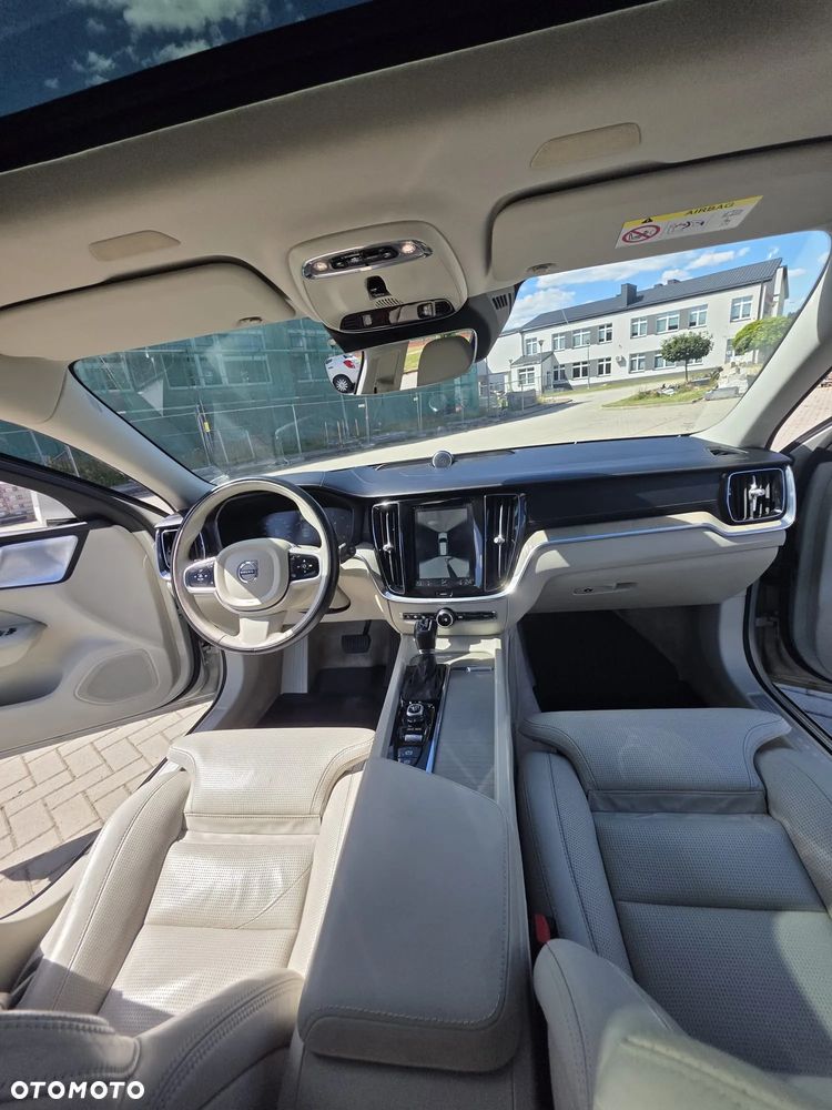 Volvo V60 D4 Inscription - 9