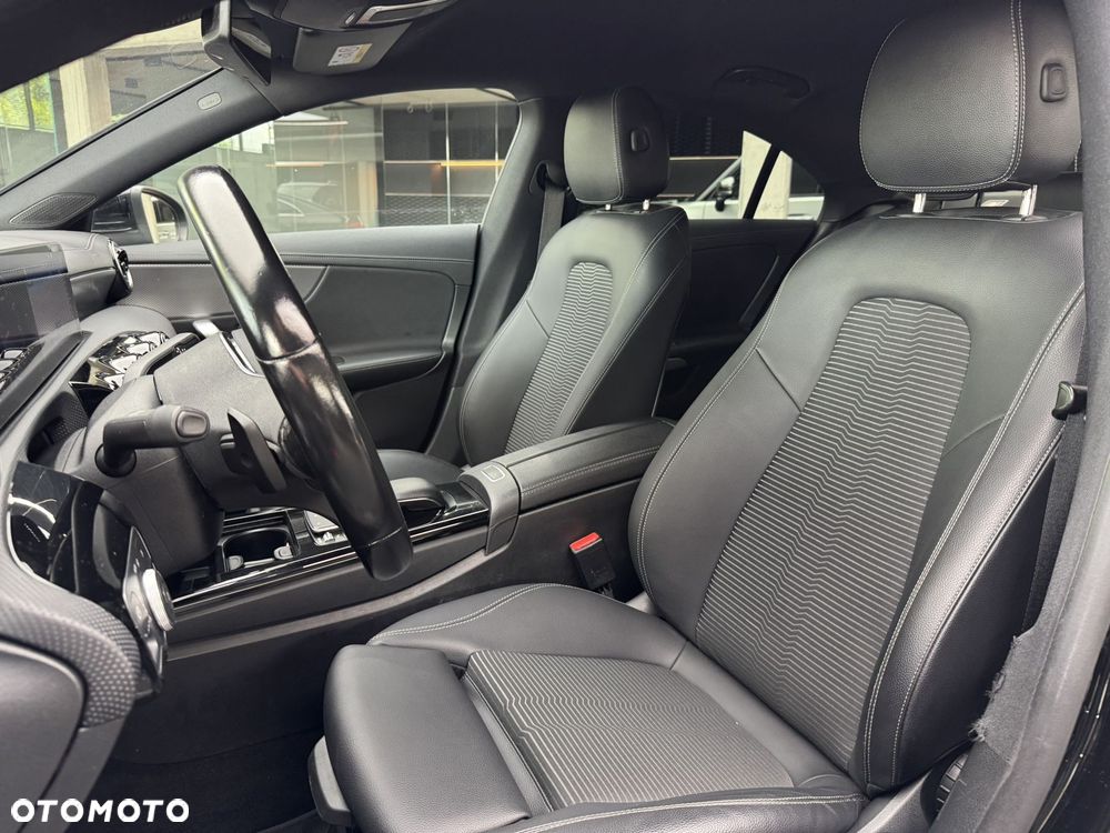 Mercedes-Benz CLA 200 mHEV Progressive 7G-DCT - 12