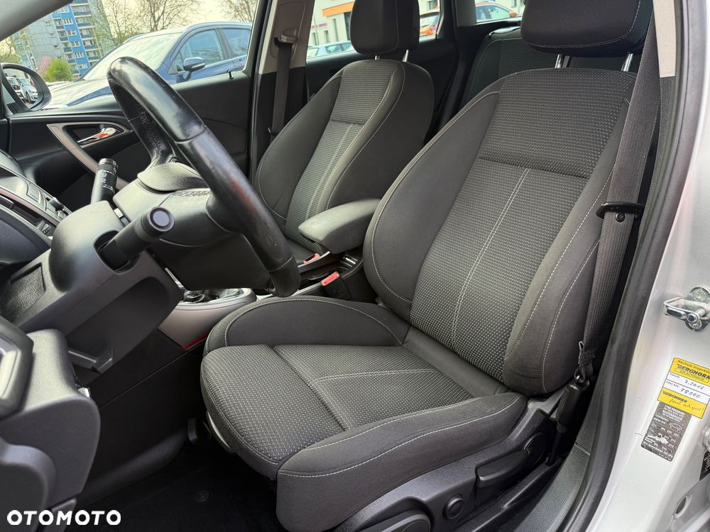 Opel Astra 1.4 T Cosmo - 35