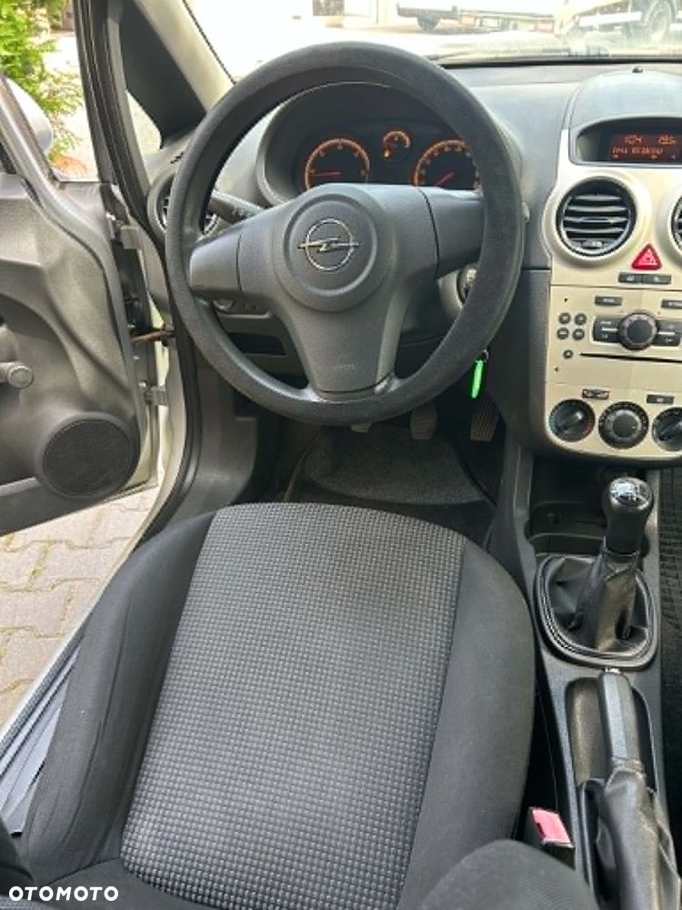 Opel Corsa - 23