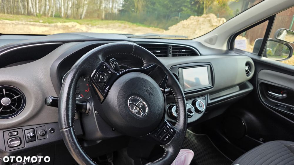 Toyota Yaris 1.5 Active - 5