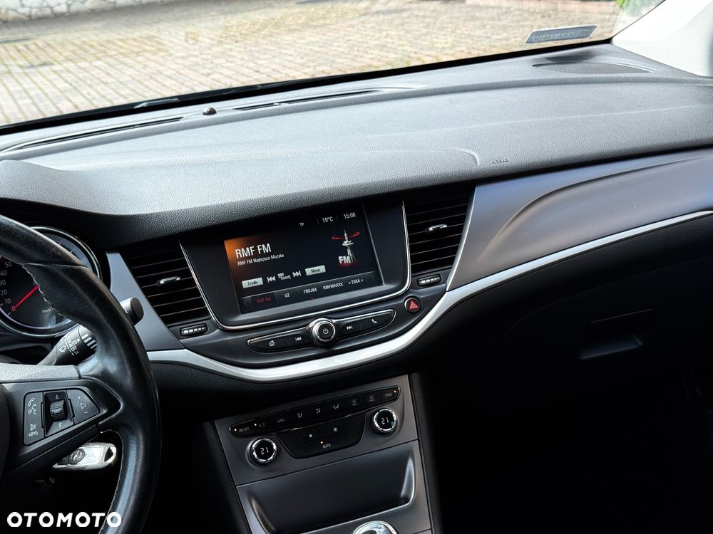 Opel Astra 1.6 CDTI Cosmo - 14