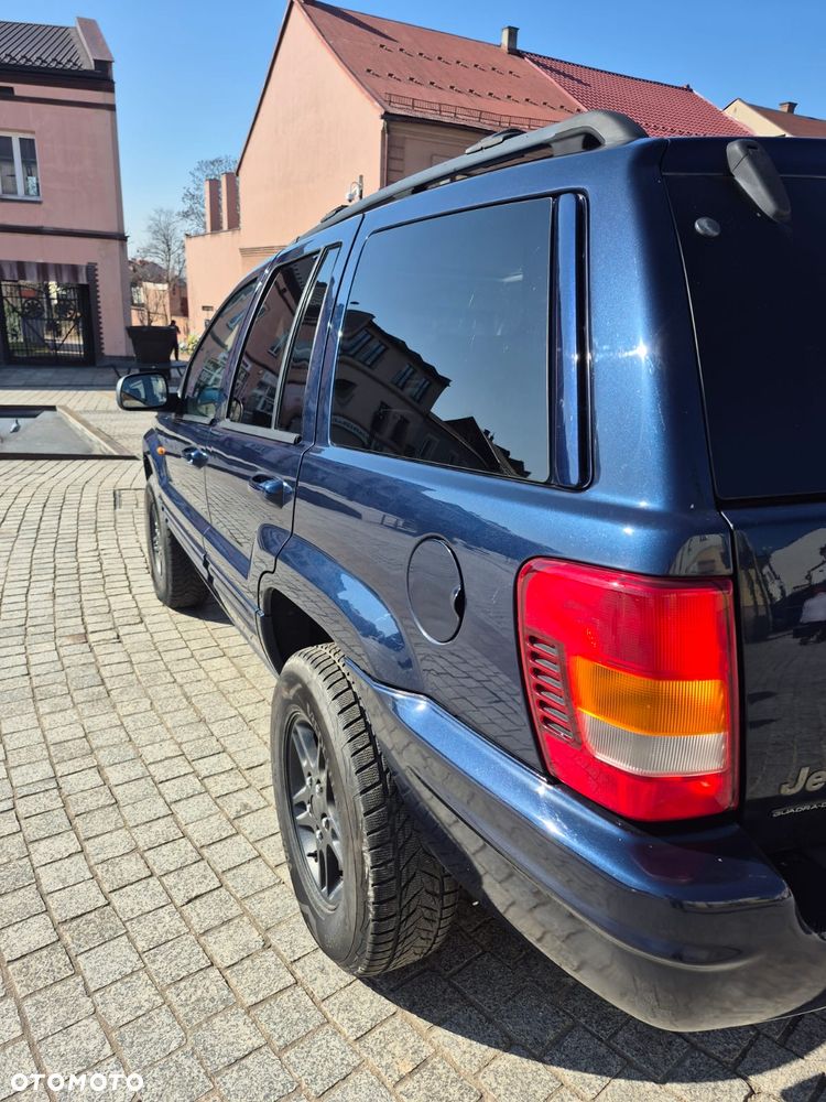 Jeep Grand Cherokee - 13