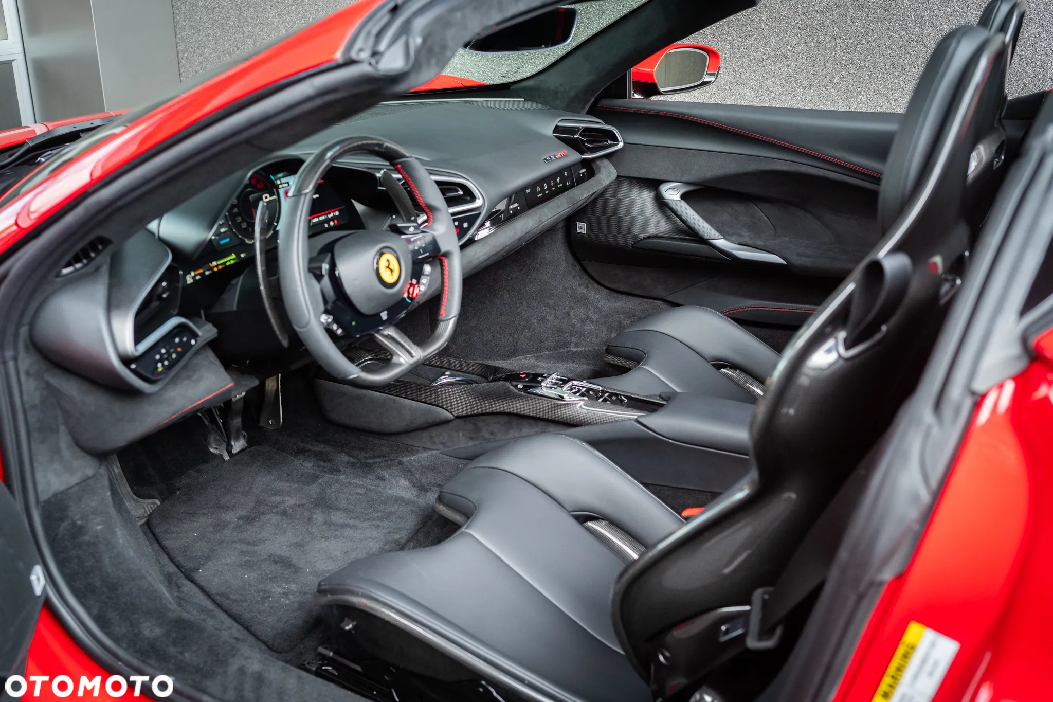 Ferrari 296 GTS - 18