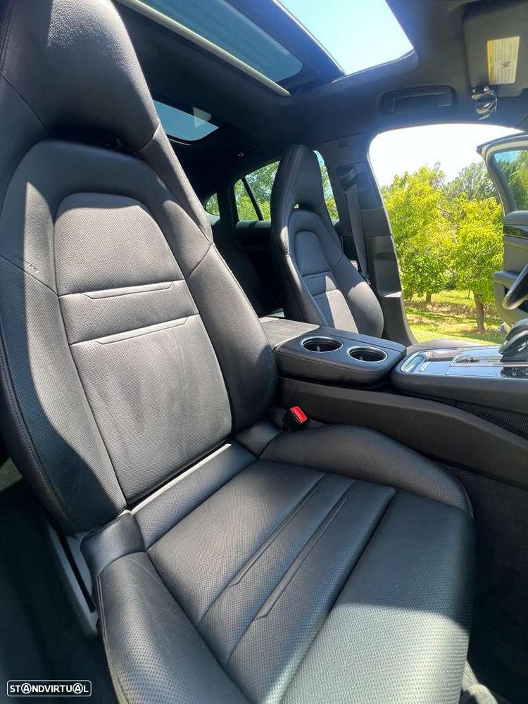Porsche Panamera 4S E-Hybrid - 13