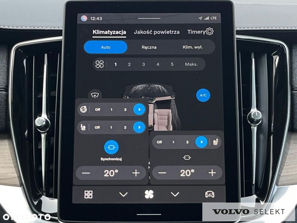 Volvo XC 90 - 26