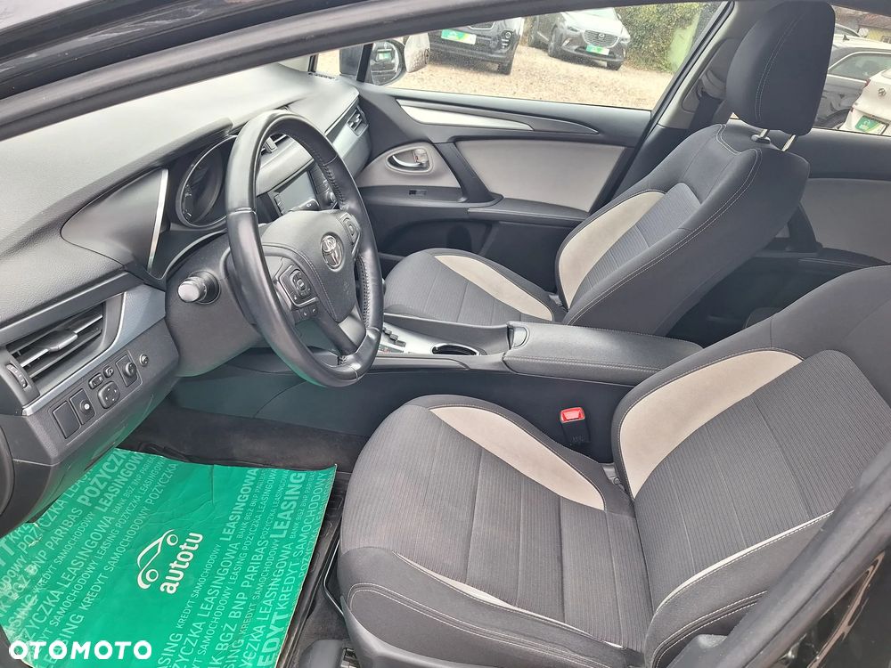 Toyota Avensis 1.8 Premium MS - 13