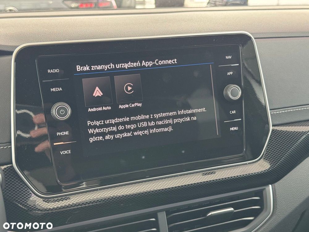 Volkswagen T-Cross - 10